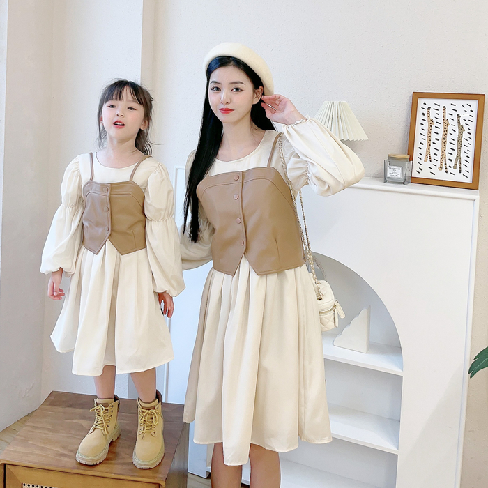Family Matching Outfits Mummy And Daughter Matching Dress Same Mom And Baby Clothes Fashion Mother Girls Equal Clothing 2 Piece Sets Womens Outfits 230316, Beige
Family Matching Outfits Mummy And Daughter Matching Dress Same Mom And Baby Clothes Fashion Mother Girls Equal Clothing 2 Piece Sets Womens Outfits 230316, Beige