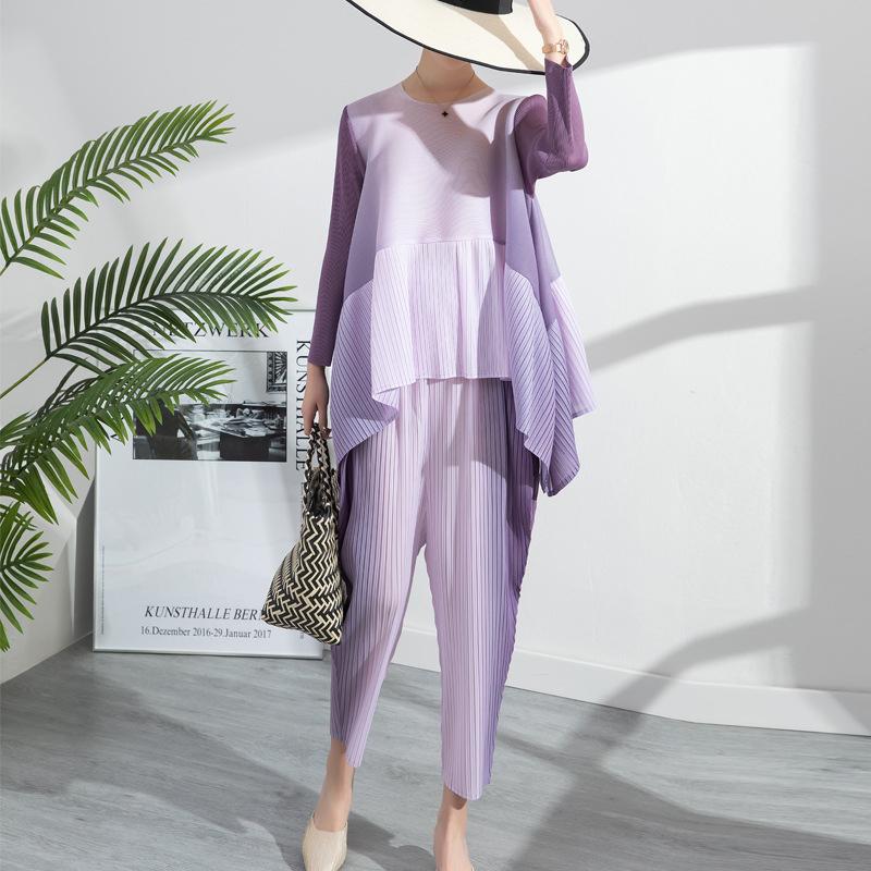 Women's Two Piece Pants Miyake Pleated Women T Shirt Gradient Color T-Shirt Sets Long Sleeve Top Elastic Harem Trousers Female Summer Spring, Purple
Women's Two Piece Pants Miyake Pleated Women T Shirt Gradient Color T-Shirt Sets Long Sleeve Top Elastic Harem Trousers Female Summer Spring, Purple