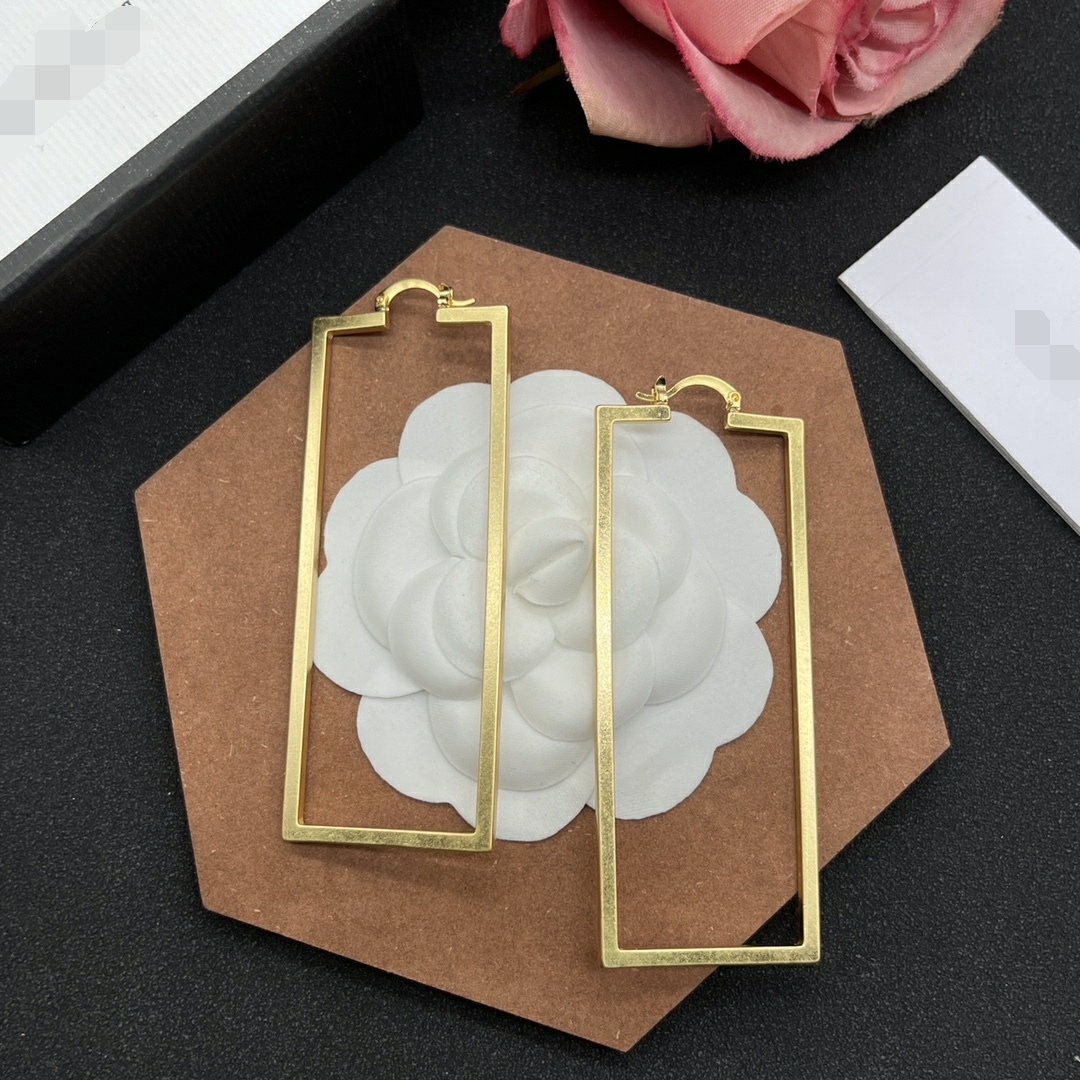 High Classic 18K Gold Plated Stud Designer Double g Earring Luxury Geometric Crystal Heart-shaped Couple Earrings for Woman Wedding Birthday Party Gifts GE-088
High Classic 18K Gold Plated Stud Designer Double g Earring Luxury Geometric Crystal Heart-shaped Couple Earrings for Woman Wedding Birthday Party Gifts GE-088