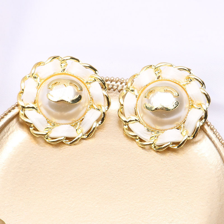 Fashion Earrings 18K Gold Plated 925 Silver Plated Earrings Ear Stud Crystal Pearl Party Women Designer Brand Double Letters Wedding Statement Jewelry ER0501-520
Fashion Earrings 18K Gold Plated 925 Silver Plated Earrings Ear Stud Crystal Pearl Party Women Designer Brand Double Letters Wedding Statement Jewelry ER0501-520