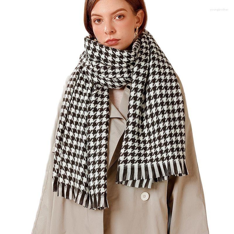 Scarves Luxury Designer Cashmere Winter Scarf For Women Neck Warmer Shawl Wraps Black Plaid Hijab Female Pashmina Pink
Scarves Luxury Designer Cashmere Winter Scarf For Women Neck Warmer Shawl Wraps Black Plaid Hijab Female Pashmina Pink