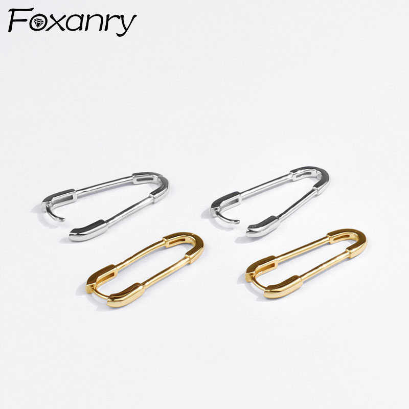 Charm anry Silver Color Earrings Summer New Trendy Elegant Couples Creative Design Paper Clip Party Jewelry Birthday Gifts L230315
Charm anry Silver Color Earrings Summer New Trendy Elegant Couples Creative Design Paper Clip Party Jewelry Birthday Gifts L230315