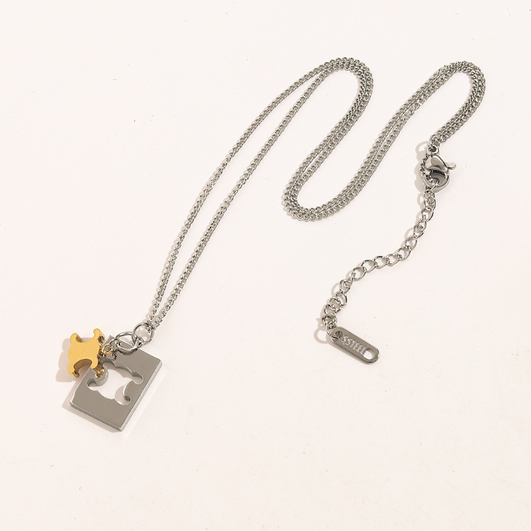 Designer 18K Gold Necklaces Womens Love Necklace Stainless Steel Letter Pendant Choker Necklaces High Quality Wedding Jewelry ZG1681
Designer 18K Gold Necklaces Womens Love Necklace Stainless Steel Letter Pendant Choker Necklaces High Quality Wedding Jewelry ZG1681