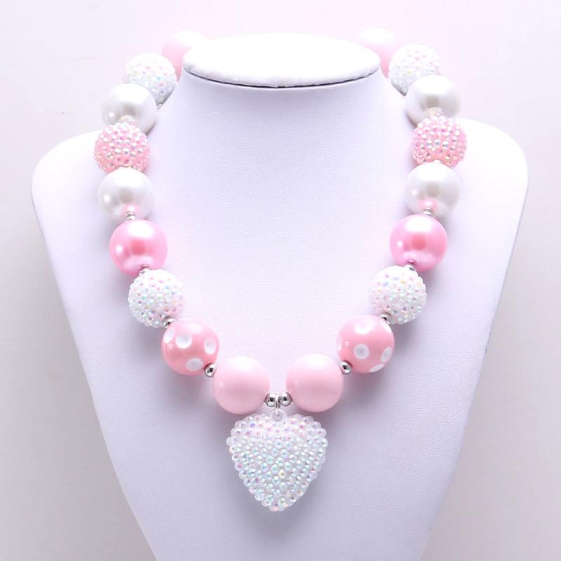 Pendant Necklaces MHS.SUN 1PCS Love Heart Baby Kid Chunky Necklace Pink White Girl Kids Bubblegum Bead Children JewelryPendant
Pendant Necklaces MHS.SUN 1PCS Love Heart Baby Kid Chunky Necklace Pink White Girl Kids Bubblegum Bead Children JewelryPendant