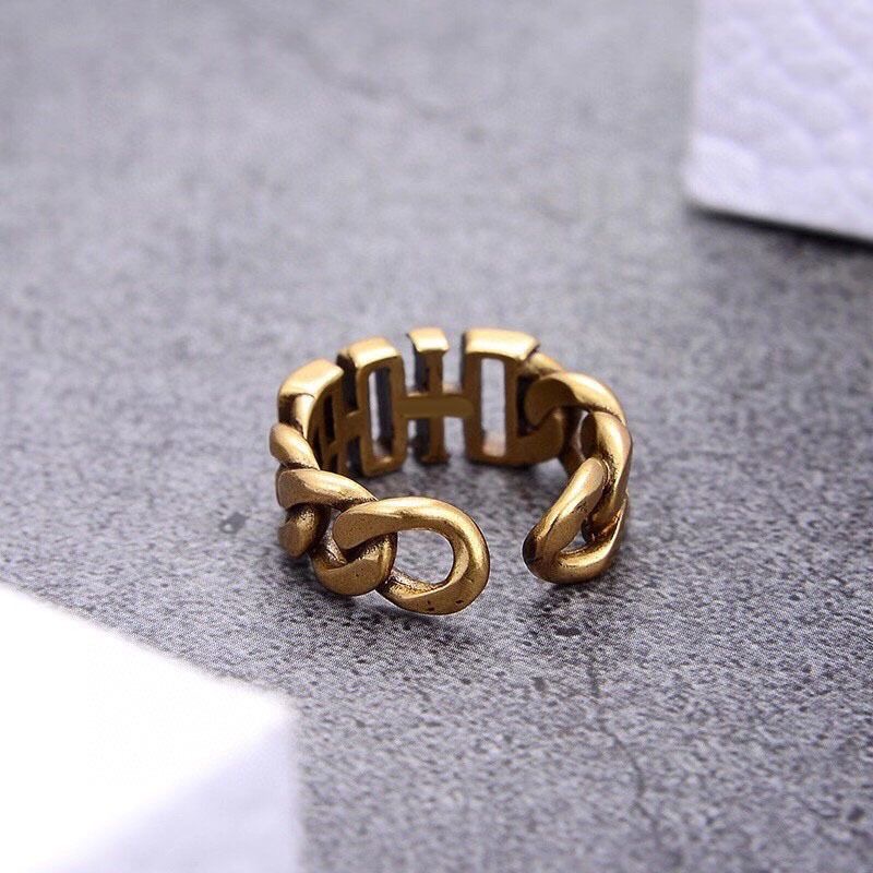 Fashion DD Ring for Women Wedding Rings Men Designer Trendy Jewelry Width Charm Accessory
Fashion DD Ring for Women Wedding Rings Men Designer Trendy Jewelry Width Charm Accessory