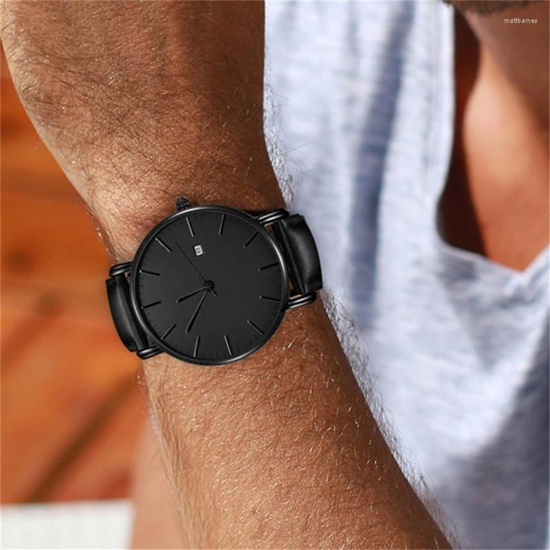 Wristwatches Men Watches Alloy Case Casual Analog Quartz Leather Band Fashion Business Men's Wrist Relogio Masculino D30
Wristwatches Men Watches Alloy Case Casual Analog Quartz Leather Band Fashion Business Men's Wrist Relogio Masculino D30