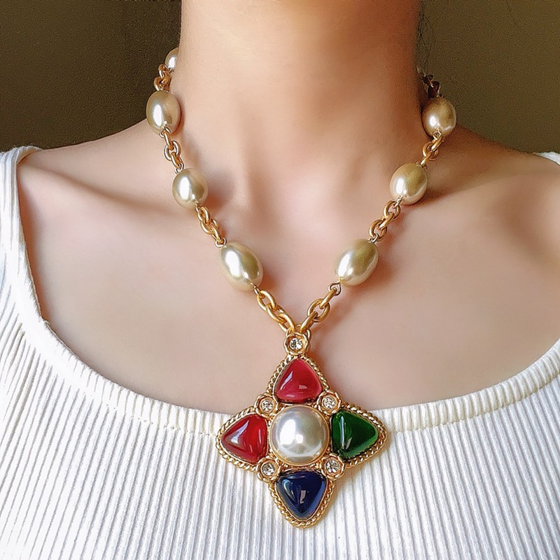 Designer Women Necklace Hard Jewelry Pearl Colorful Glaze Gold Plated Brooch Cross Flower Decoration Party Wearings Wife Girl friend Gift Ideas, Flower brooch
Designer Women Necklace Hard Jewelry Pearl Colorful Glaze Gold Plated Brooch Cross Flower Decoration Party Wearings Wife Girl friend Gift Ideas, Flower brooch