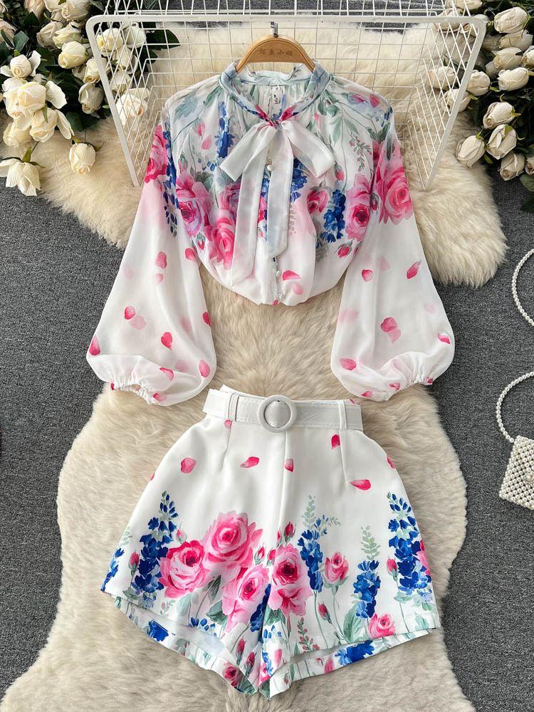 Women's Tracksuits 2023 Spring Summer Chiffon Holiday Suits Lantern Sleeve Flower Print Bow Collar Shirt Top Belt Shorts Two Pieces Set, Black
Women's Tracksuits 2023 Spring Summer Chiffon Holiday Suits Lantern Sleeve Flower Print Bow Collar Shirt Top Belt Shorts Two Pieces Set, Black