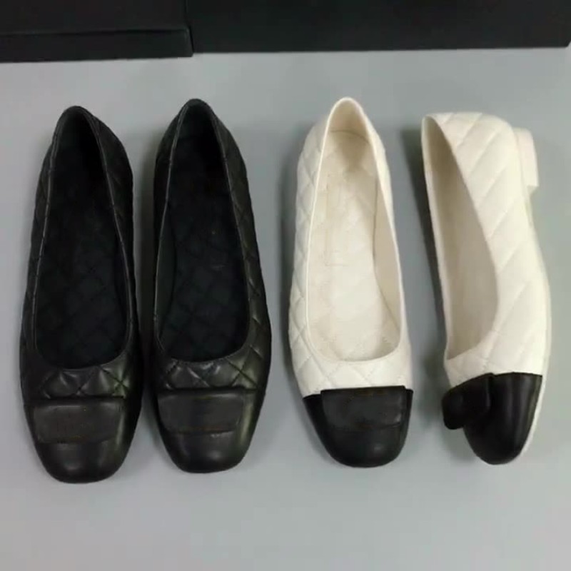 2023 Style Shoes Turnlock Quilted Sandal Women's Classic Beige White Leather Flat Mule Square Black Cap Toe SLip On loafers Summer Slipper Slides Girls Dress Shoe, Cnl3162
2023 Style Shoes Turnlock Quilted Sandal Women's Classic Beige White Leather Flat Mule Square Black Cap Toe SLip On loafers Summer Slipper Slides Girls Dress Shoe, Cnl3162