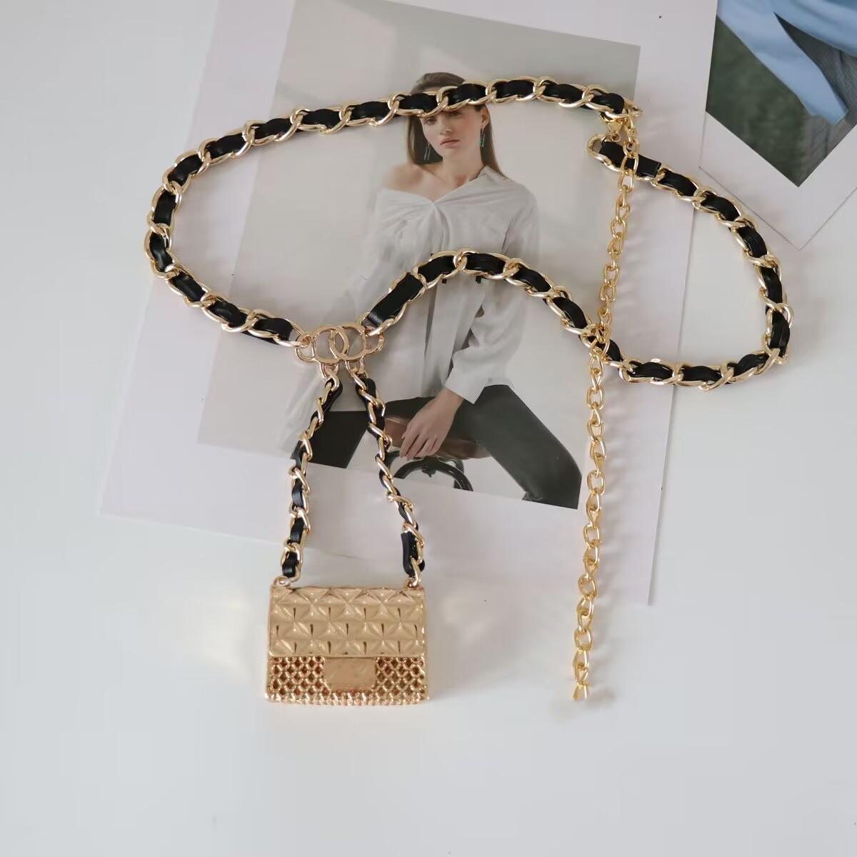 Evening Bags Cc s Small Fragrance Metal Hollow Rhomboid Chain Waist Neck Decoration Women's Mini Crossbody Bag