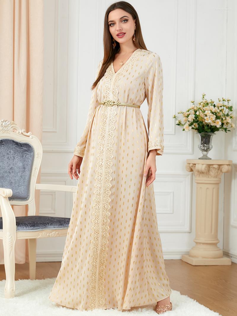 Ethnic Clothing Caftan Marocain Embroidery Tape Trim Belted V-Neck Long Sleeve Evening Dress Women Dubai Bronzing Dot Abaya Ramadan
Ethnic Clothing Caftan Marocain Embroidery Tape Trim Belted V-Neck Long Sleeve Evening Dress Women Dubai Bronzing Dot Abaya Ramadan