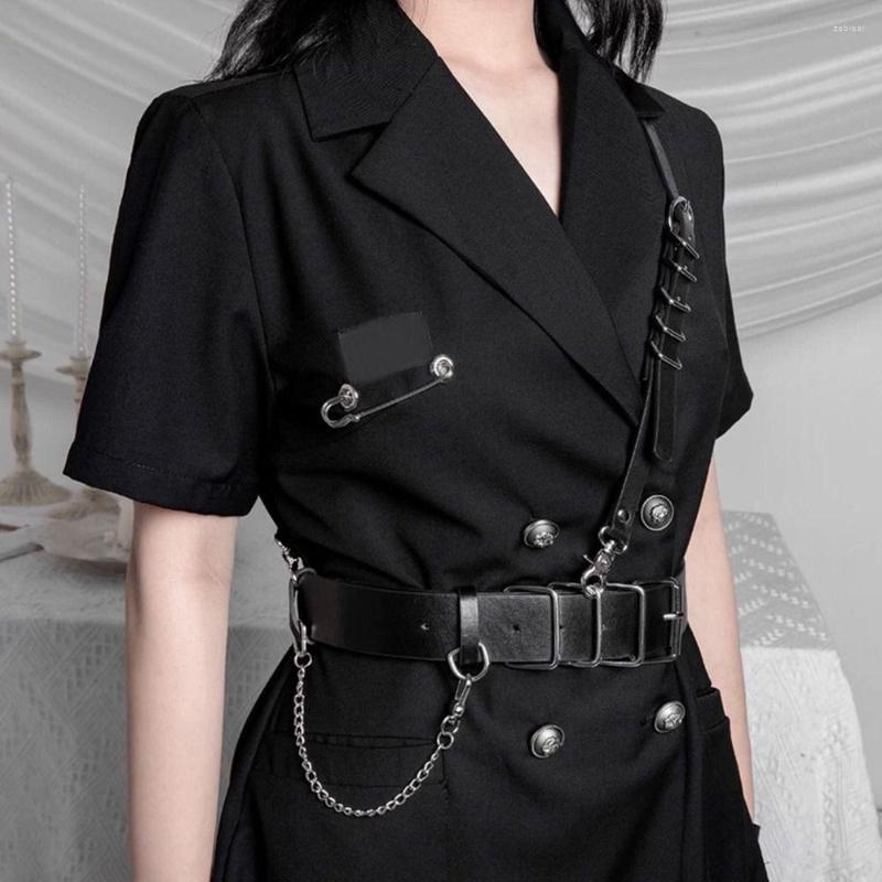 Belts Gothic Fashion Luxury Female Belt Black Leather Harness Chain Goth Corset Waist Women's Clothing Accessories
Belts Gothic Fashion Luxury Female Belt Black Leather Harness Chain Goth Corset Waist Women's Clothing Accessories