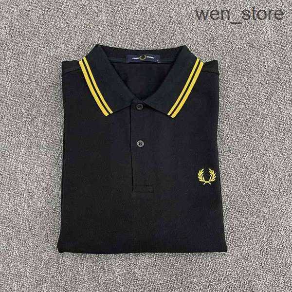 2023 Men's Classic Perry Polo Shirt Top Quality t Pearl Ground Cotton Embroidery Polos Short Sleeve Tshirt Fred Summer Solid Color Tops Tee 4 YQOF, Black and white edge
2023 Men's Classic Perry Polo Shirt Top Quality t Pearl Ground Cotton Embroidery Polos Short Sleeve Tshirt Fred Summer Solid Color Tops Tee 4 YQOF, Black and white edge