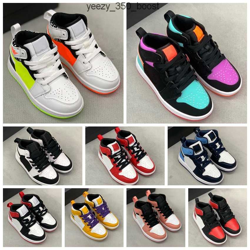 2022 fashion Designer Slides Athletic 1s Kid Basketball Shoes jumpman Game Infants Royal Scotts Obsidian Chicago Bred Sneakers Melody Mid Mu HZHQ, Gray
2022 fashion Designer Slides Athletic 1s Kid Basketball Shoes jumpman Game Infants Royal Scotts Obsidian Chicago Bred Sneakers Melody Mid Mu HZHQ, Gray
