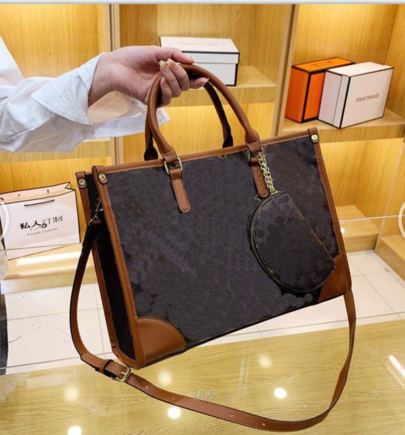35cm Luxury Designer Bags women handbags ladies designers Messenger composite bag lady clutch bag shoulder tote female purse wallet 2pcs set, Custom made
35cm Luxury Designer Bags women handbags ladies designers Messenger composite bag lady clutch bag shoulder tote female purse wallet 2pcs set, Custom made