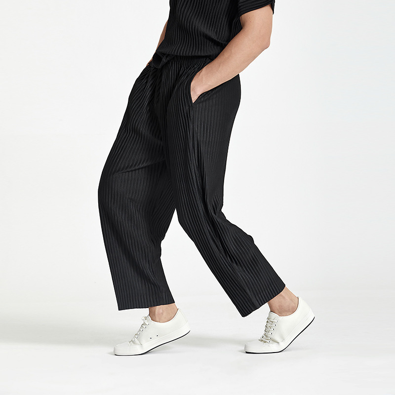 Men's Pants IEFB Japanese Streetwear Fashion Pleated Men's Casual Pants Loose fitHigh Elastic Straight Pants For Summer 230316