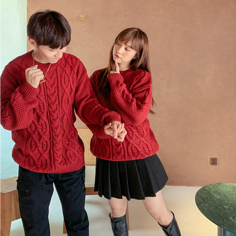 Family Matching Outfits Christmas Family Matching Sweater Dad Mom And Daughter Son Year Clothes Women Baby Girl Boy Red Knitted Top Men Jumper 230316