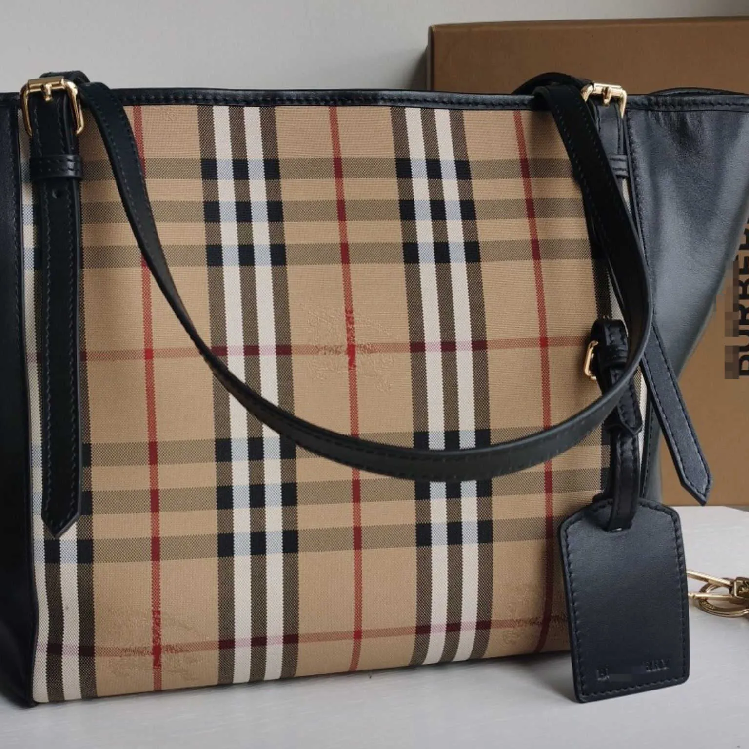 Designer Luxury Bags For Women High Quality Brown Crossbody Handbags Vintage Leather Wallet Paris Plaid The Totes Bag Fashion Purses BHXL
Designer Luxury Bags For Women High Quality Brown Crossbody Handbags Vintage Leather Wallet Paris Plaid The Totes Bag Fashion Purses BHXL