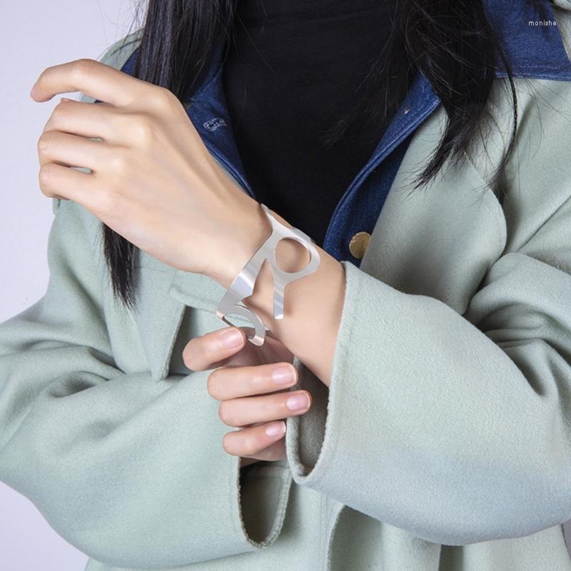Bangle Adjustable Scissors Bracelet Minimalist Hollow Fashion Jewelry Stainless Steel Open Hairdresser Gift Drop
Bangle Adjustable Scissors Bracelet Minimalist Hollow Fashion Jewelry Stainless Steel Open Hairdresser Gift Drop