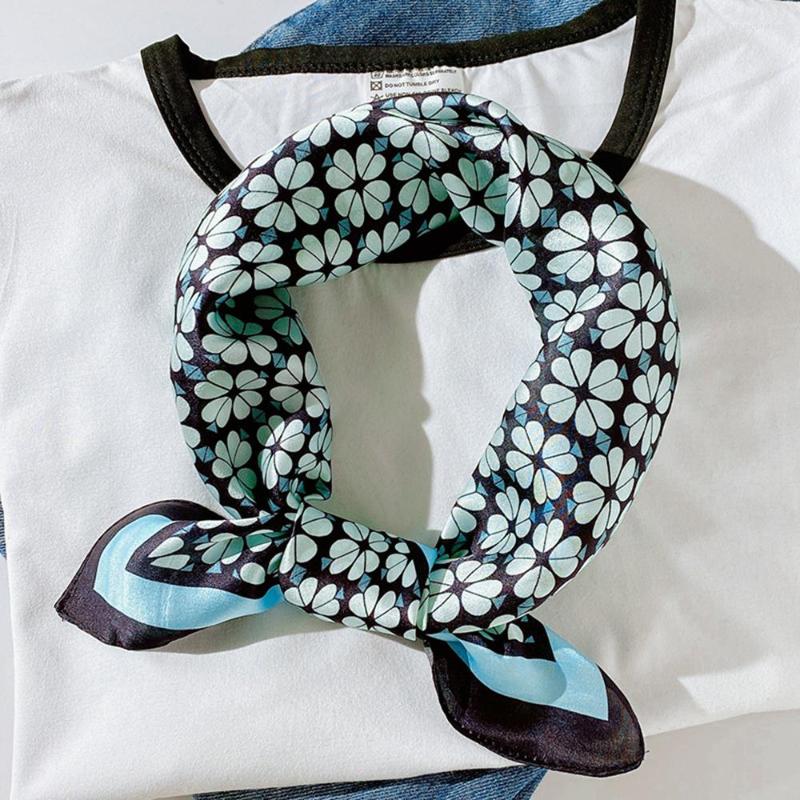 Scarves HUISHI Scarf Top Small Square Flower Silk Foulard Femme Cute Women's Wrap Handkerchief Bandanas Accessories
Scarves HUISHI Scarf Top Small Square Flower Silk Foulard Femme Cute Women's Wrap Handkerchief Bandanas Accessories