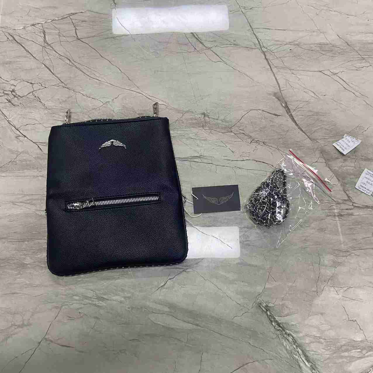 Womens Bag Wings Diamond-ironing Fashion ZV Messenger Rivets Sheepskin Leather Crossbody Handbags Two Chain Ladies Clutch Hasp Zadig Et, Black
Womens Bag Wings Diamond-ironing Fashion ZV Messenger Rivets Sheepskin Leather Crossbody Handbags Two Chain Ladies Clutch Hasp Zadig Et, Black