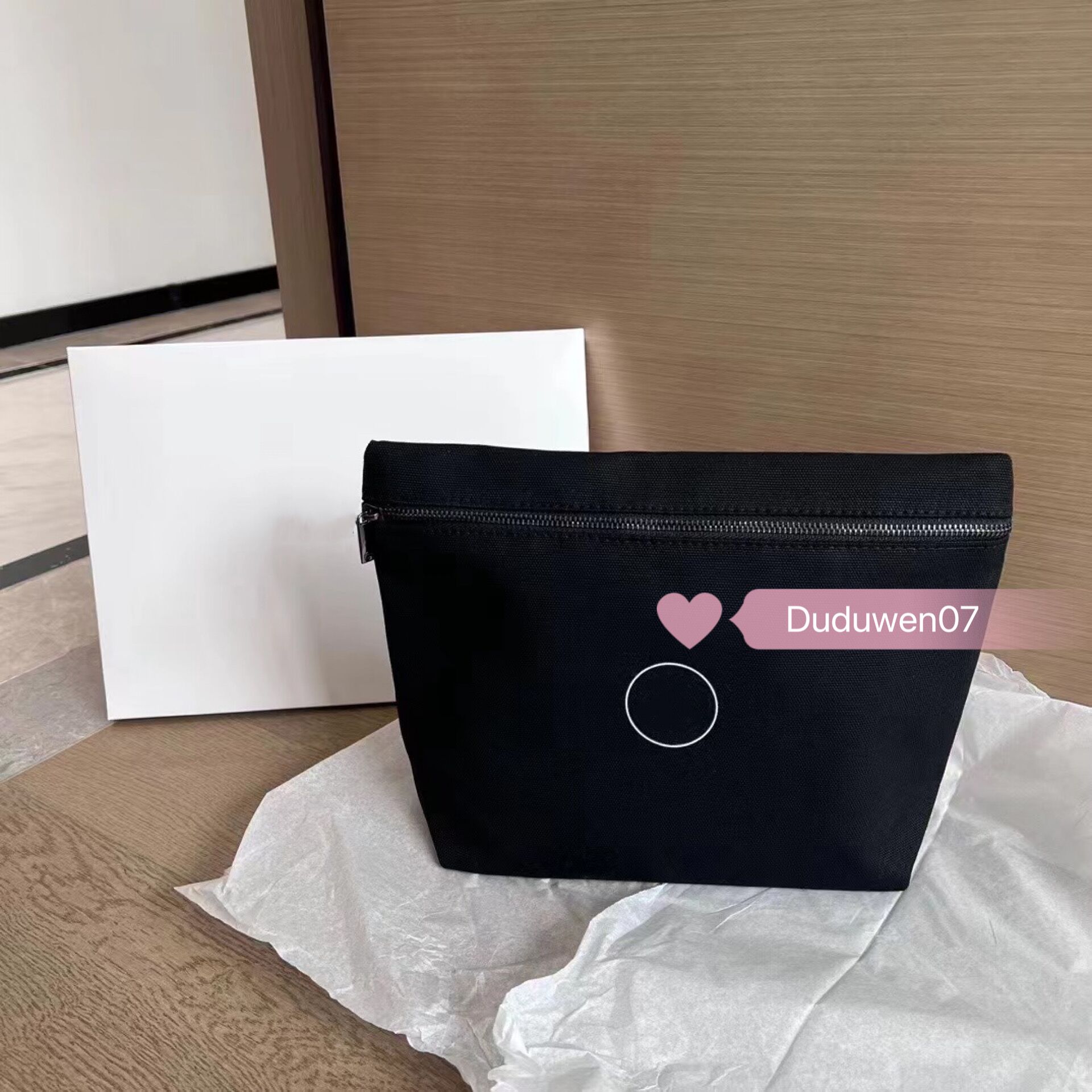 Storage Bag 33X11X23CM Makeup Gift Canvas Washing Bag gift packing box pad dust Organization
Storage Bag 33X11X23CM Makeup Gift Canvas Washing Bag gift packing box pad dust Organization