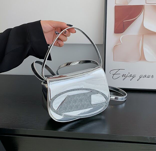 Wallets Shoulder Bags Luxury Pink silver Women Top Handle Purse Half Round design Brand PU Leather Underarm Flap Shoulder Bag Tote Handbags,19-13-8CM, White
Wallets Shoulder Bags Luxury Pink silver Women Top Handle Purse Half Round design Brand PU Leather Underarm Flap Shoulder Bag Tote Handbags,19-13-8CM, White