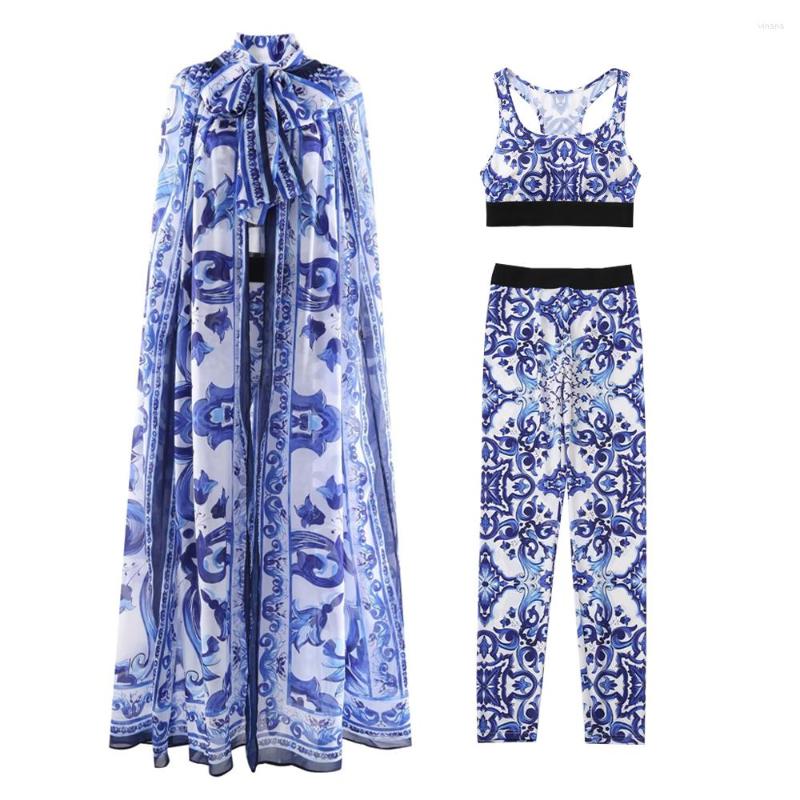 Casual Dresses Retro Blue And White Porcelain Print Cape Cloak Coat Women' Waistless Small Suspender Top Summer Slim Bag Hip Bottoming
Casual Dresses Retro Blue And White Porcelain Print Cape Cloak Coat Women' Waistless Small Suspender Top Summer Slim Bag Hip Bottoming