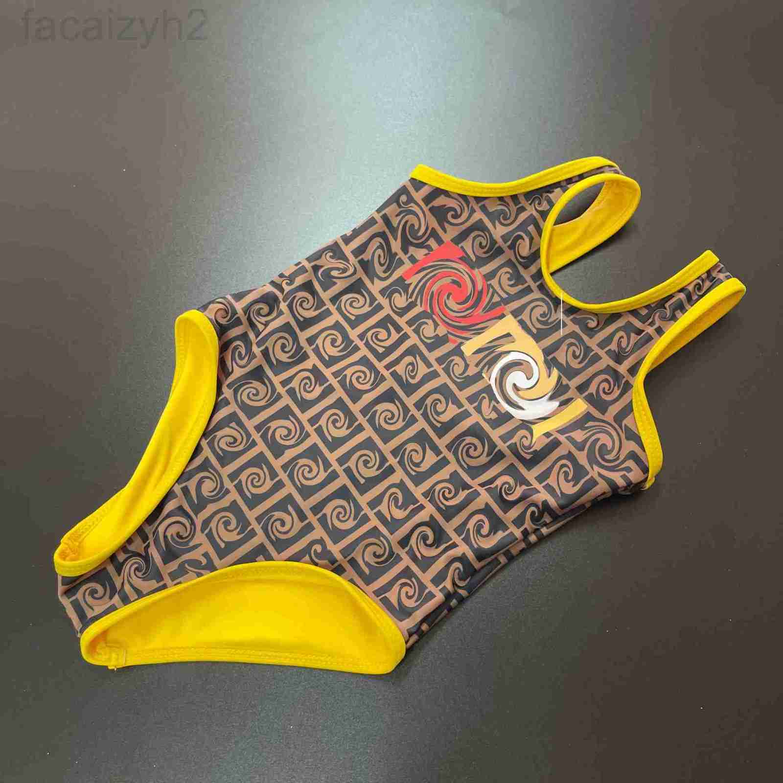 Women' Swimwear designer 2022 fashion swimsuit women' printed parent-child series one-piece FF letter sexy holiday E6T0, Children
Women' Swimwear designer 2022 fashion swimsuit women' printed parent-child series one-piece FF letter sexy holiday E6T0, Children