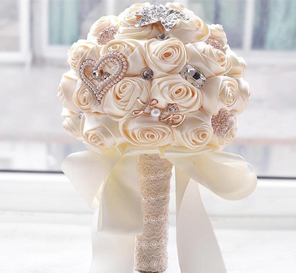 Stunning Wedding Flowers White Bridesmaid Bridal Bouquets Artificial Rose Wedding Bouquet Wedding Supplies buque de noiva5254366
Stunning Wedding Flowers White Bridesmaid Bridal Bouquets Artificial Rose Wedding Bouquet Wedding Supplies buque de noiva5254366