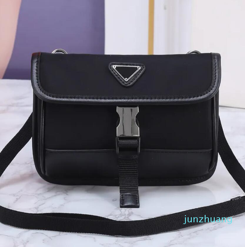Mini Messenger Bag Nylon Crossbody Bags Casual Women Shoulder Handbags Silver Hardware Triangular Sheet Metal Zipper Closure Removable Coin Purse Clutch Wallets, Black (18x14x5cm)
Mini Messenger Bag Nylon Crossbody Bags Casual Women Shoulder Handbags Silver Hardware Triangular Sheet Metal Zipper Closure Removable Coin Purse Clutch Wallets, Black (18x14x5cm)