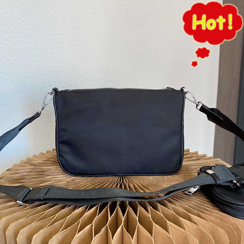 Prads totes designer handbag women bag Handbags Prade the Tote bags Luxuries designers womens crossbody Handbag Shoulder 7A high quality purses wallet AE5I, Prad-1
Prads totes designer handbag women bag Handbags Prade the Tote bags Luxuries designers womens crossbody Handbag Shoulder 7A high quality purses wallet AE5I, Prad-1