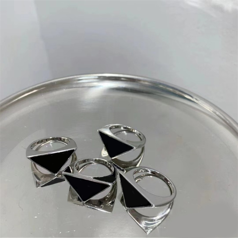 Punk elements womens engagement designer ring retro chic not allergic small men ring enamel have stainless steel jewelry luxury rings couple ZB040 E23
Punk elements womens engagement designer ring retro chic not allergic small men ring enamel have stainless steel jewelry luxury rings couple ZB040 E23