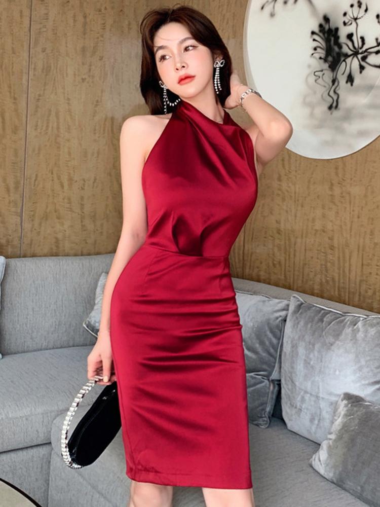 Casual Dresses Summer Women' Clothing Sexy Elegant Red Solid Acetate Halterneck Off Shoulder Hollow Sleeveless Lady Gown Evening Party, Claret
Casual Dresses Summer Women' Clothing Sexy Elegant Red Solid Acetate Halterneck Off Shoulder Hollow Sleeveless Lady Gown Evening Party, Claret