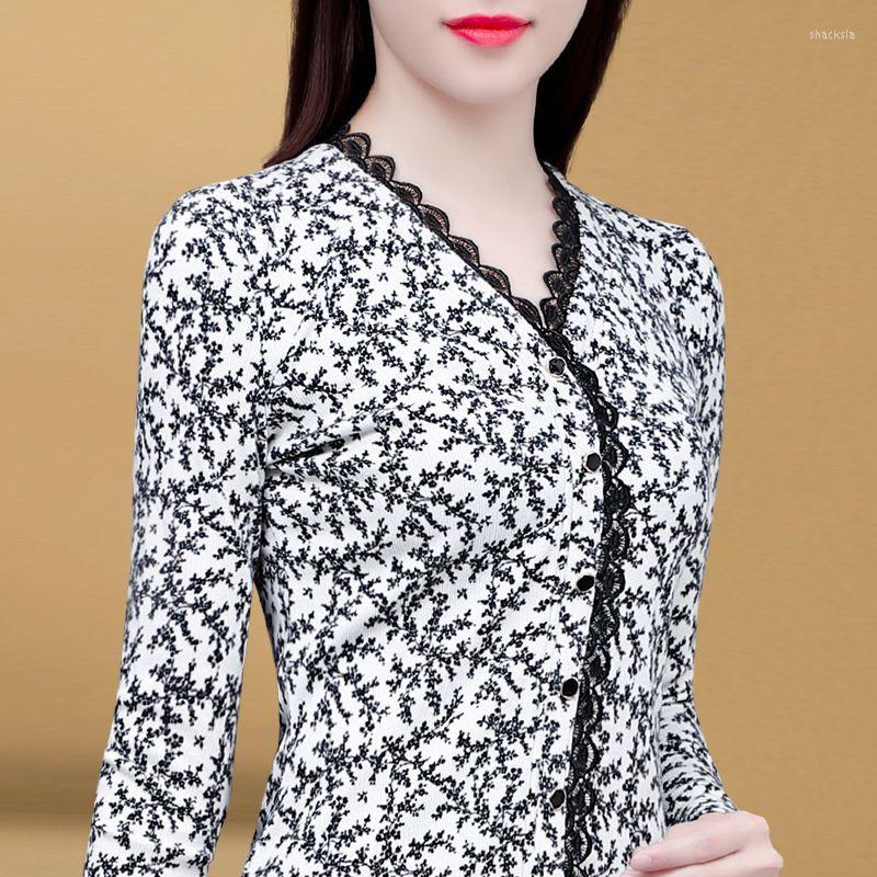 Women' T Shirts 2023 Women' Clothing Long Sleeve T-shirt Autumn Winter Fashion All-match V-Neck Printed Fleece Warm Waist Tops Office, Decor
Women' T Shirts 2023 Women' Clothing Long Sleeve T-shirt Autumn Winter Fashion All-match V-Neck Printed Fleece Warm Waist Tops Office, Decor