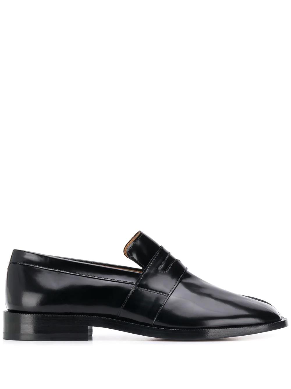 Perfect Shoes Paris Mm Tabi Penny Loafers Black Slip-on Style Shoes Fashion Comfortable Loafers
Perfect Shoes Paris Mm Tabi Penny Loafers Black Slip-on Style Shoes Fashion Comfortable Loafers
