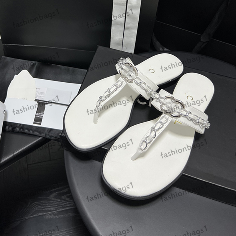 Womens Flat Sandals Slippers Pure Leather Flip Flops Brand Designer Hardware Metal Lettering Decorated Beach Shoes Comfortable Lightweight Walking Shoes Slide, Box
Womens Flat Sandals Slippers Pure Leather Flip Flops Brand Designer Hardware Metal Lettering Decorated Beach Shoes Comfortable Lightweight Walking Shoes Slide, Box
