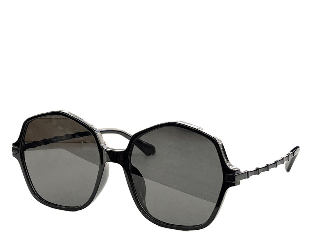 Womens Sunglasses For Women Men Sun Glasses Mens Fashion Style Protects Eyes UV400 Lens With Random Box And Case 1228S
Womens Sunglasses For Women Men Sun Glasses Mens Fashion Style Protects Eyes UV400 Lens With Random Box And Case 1228S