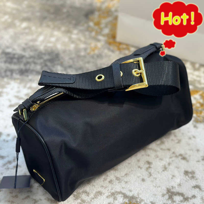 Prads totes designer handbag women bag Handbags Prade the Tote bags Luxuries designers womens crossbody Handbag Shoulder 7A high quality purses wallet 6COU, Black
Prads totes designer handbag women bag Handbags Prade the Tote bags Luxuries designers womens crossbody Handbag Shoulder 7A high quality purses wallet 6COU, Black
