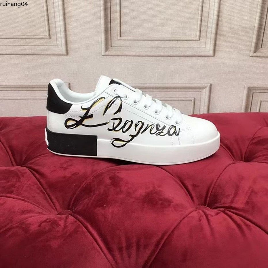 Designers Shoes Men Women Luxury Casual Shoes Pull-On Sneaker Fashion Breathable White Spike Sock Shoes size35-45 mkjk rh4000000001
Designers Shoes Men Women Luxury Casual Shoes Pull-On Sneaker Fashion Breathable White Spike Sock Shoes size35-45 mkjk rh4000000001