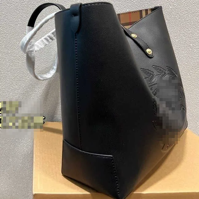 Designer Luxury Bags For Women High Quality Brown Crossbody Handbags Vintage Leather Wallet Paris Plaid The Totes Bag Fashion Purses B15J
Designer Luxury Bags For Women High Quality Brown Crossbody Handbags Vintage Leather Wallet Paris Plaid The Totes Bag Fashion Purses B15J