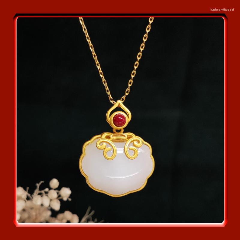 Pendant Necklaces YH Gold Leaf Safety Lock And Tian Yu For Female Chinese Style Retro White Jade
Pendant Necklaces YH Gold Leaf Safety Lock And Tian Yu For Female Chinese Style Retro White Jade