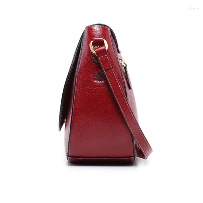 Free Shipping Evening Bags Chinese National Style Women Cowhide Leather Bag Female Crossbody Retro Emed Saddle Shoulder Designer Bag Luxury Bag Tote B