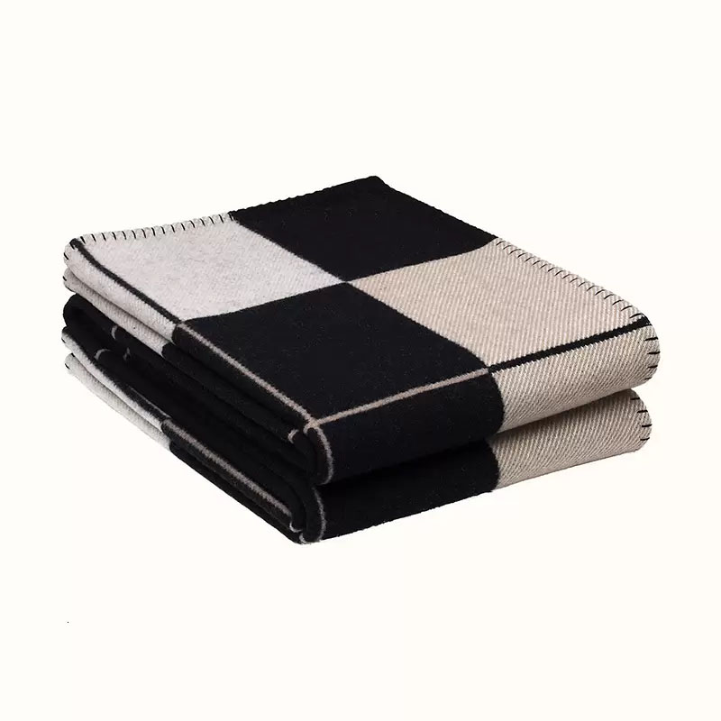 2023 Blanket Soft Wool scarf shawl Lightweight warm thickened checked sofa bed wool knitted blanket 140*170CM
2023 Blanket Soft Wool scarf shawl Lightweight warm thickened checked sofa bed wool knitted blanket 140*170CM
