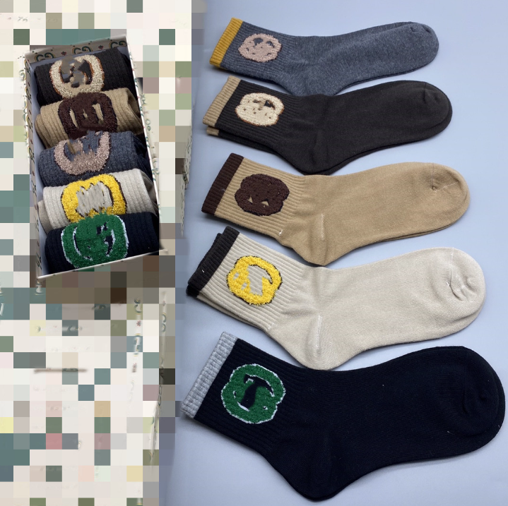 Designer Mens Womens Socks Five Pair Luxe Sports Winter Mesh Letter Printed Sock Embroidery Cotton Man Woman With Box 22
Designer Mens Womens Socks Five Pair Luxe Sports Winter Mesh Letter Printed Sock Embroidery Cotton Man Woman With Box 22