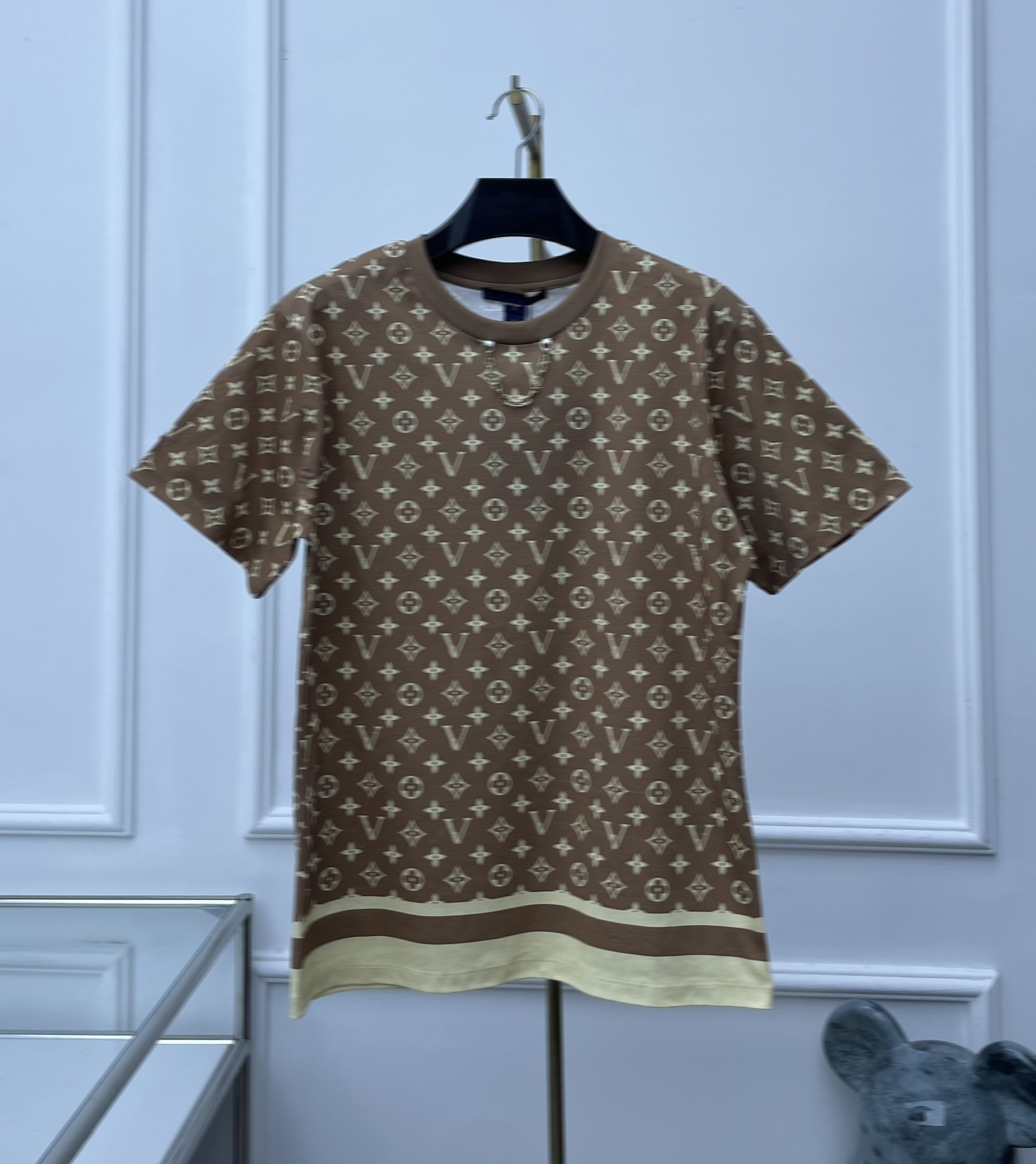Designer Men's Shirts man woman luxury brand Tees t shirt summer round neck short sleeves outdoor fashion leisure Women's Blouses pure cotton letters Iv clothing, No 1
Designer Men's Shirts man woman luxury brand Tees t shirt summer round neck short sleeves outdoor fashion leisure Women's Blouses pure cotton letters Iv clothing, No 1