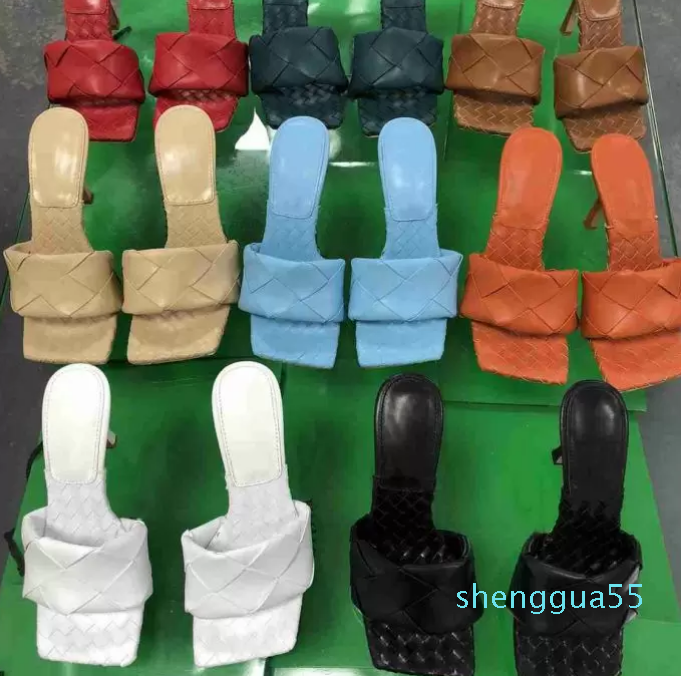 2023 Sandals Woven Shoes Leather Mules with Squared Sole Women Slipper Sexy Beach Slides Sandal Two Heels Flat Soft high-heeled slippers
2023 Sandals Woven Shoes Leather Mules with Squared Sole Women Slipper Sexy Beach Slides Sandal Two Heels Flat Soft high-heeled slippers