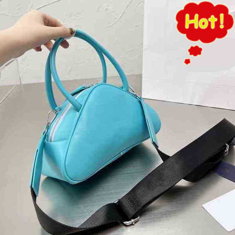 Prads totes designer handbag women bag Handbags Prade the Tote bags Luxuries designers womens crossbody Handbag Shoulder 7A high quality purses wallet RN24, Blue
Prads totes designer handbag women bag Handbags Prade the Tote bags Luxuries designers womens crossbody Handbag Shoulder 7A high quality purses wallet RN24, Blue