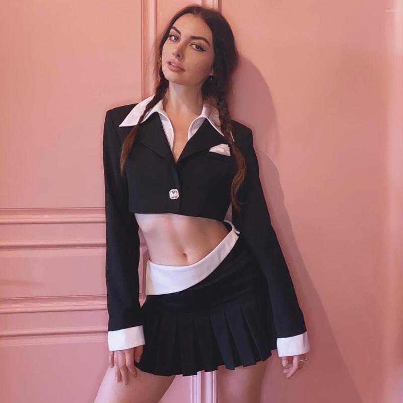 Two Piece Dress 2023 Spring And Autumn European American Fashion Show Waist Sexy Street Net Red Short Pleated Skirt Two-piece Suit Women, Black
Two Piece Dress 2023 Spring And Autumn European American Fashion Show Waist Sexy Street Net Red Short Pleated Skirt Two-piece Suit Women, Black