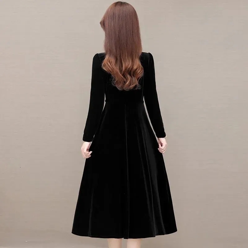 Casual Dresses Vintage Applique Velvet Party Dress Women Elegant Slim Long Sleeve A-Line Velour Dresses Spring Casual Knee-Length Vestidos 230316